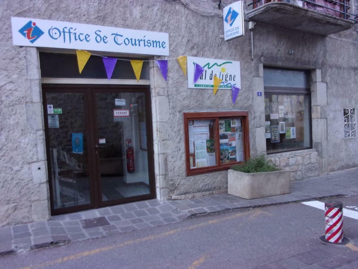 Triplex Douillet Villa Largentiere Bagian luar foto